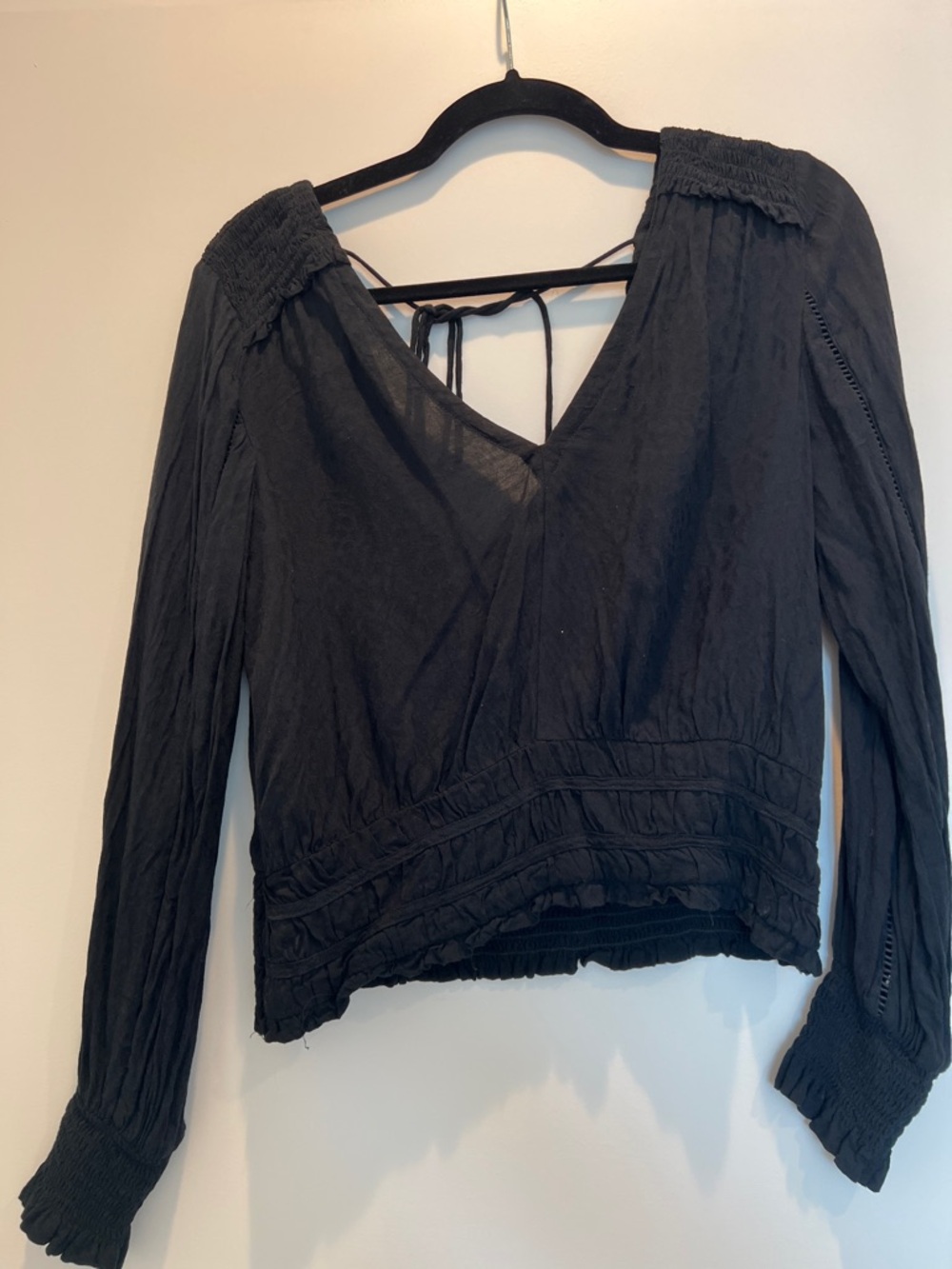 Anthropologie Black V-Neck Long Sleeve Peasant Blouse